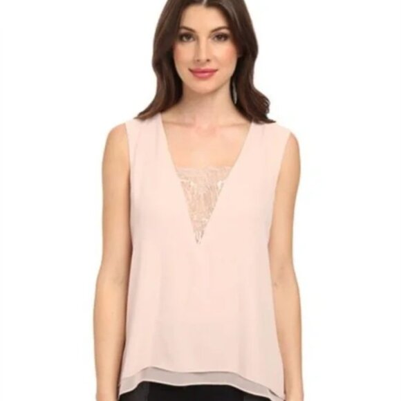 BCBGMaxAzria Light Peach Pink Mishelle Lace Insert V-Neck Chiffon Tank size XS - Picture 1 of 15